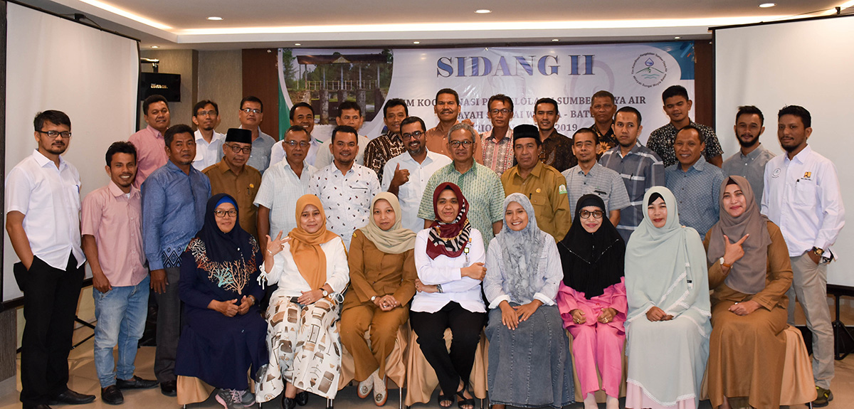 Foto bersama pada Sidang II TKPSDA WS (Wilayah Sungai) Woyla Batee Periode II Tahun 2019