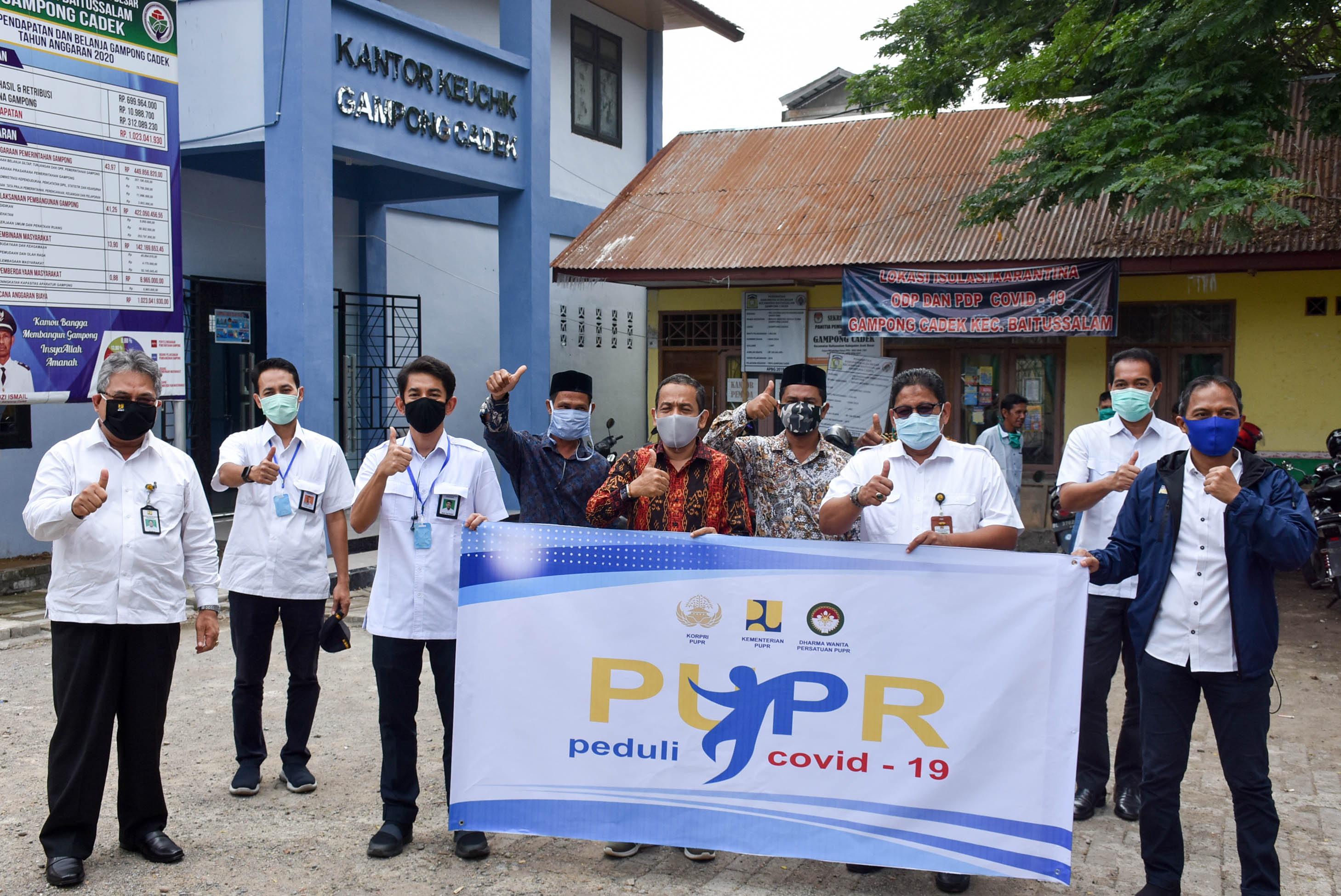 Foto Bersama pada Acara PUPR Peduli Covid-19 